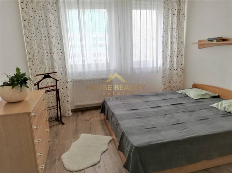 Rent Two bedroom apartment, Two bedroom apartment, Blumentálska, Brati