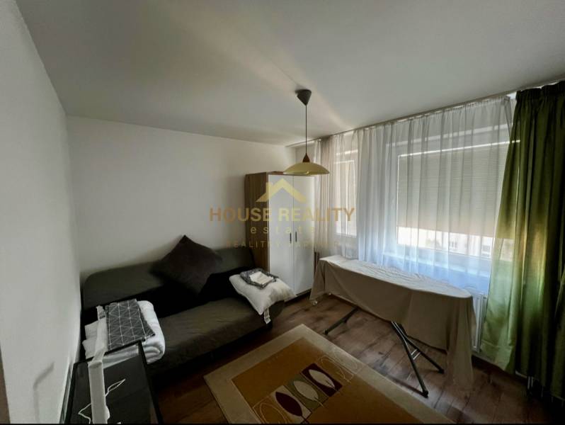 Rent Two bedroom apartment, Two bedroom apartment, Blumentálska, Brati