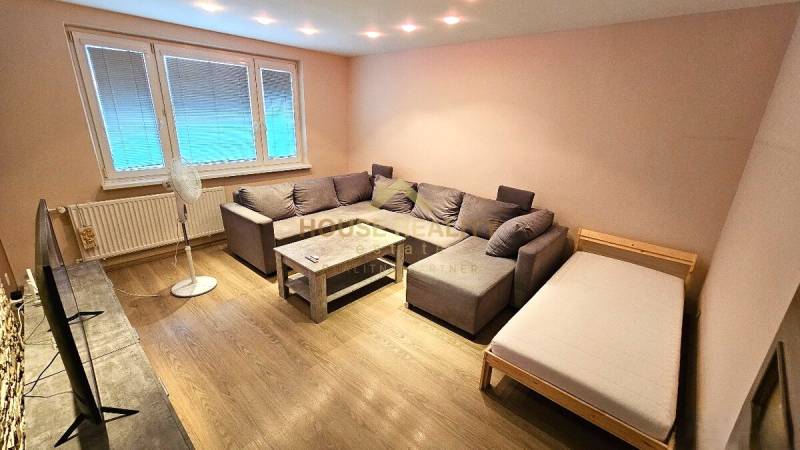 Rent Two bedroom apartment, Two bedroom apartment, Jašíkova, Bratislav