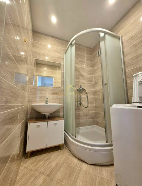Rent One bedroom apartment, One bedroom apartment, Adámiho, Bratislava