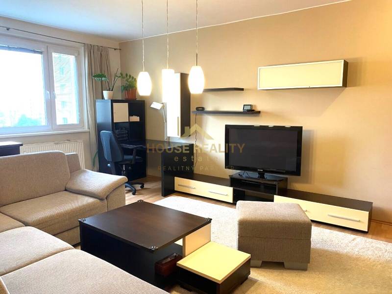 Rent Two bedroom apartment, Two bedroom apartment, Hrobákova, Bratisla