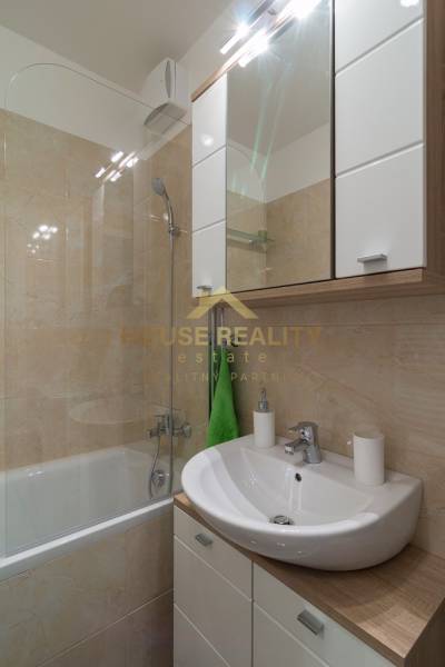Rent Studio, Studio, Miletičova, Bratislava - Ružinov, Slovakia