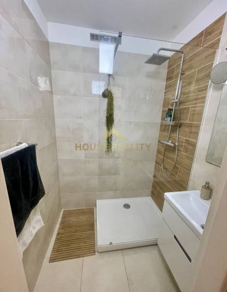Rent Studio, Studio, Donnerova, Bratislava - Karlova Ves, Slovakia