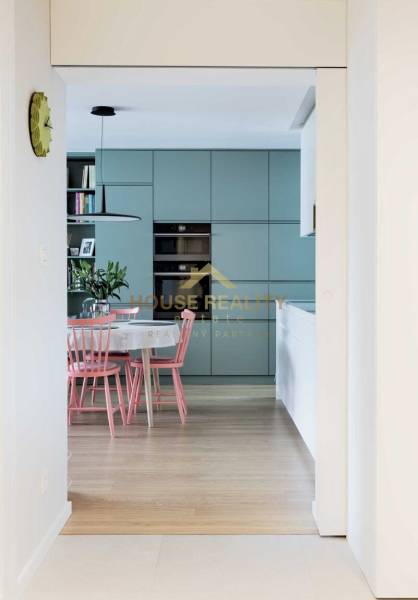 Rent Three bedroom apartment, Three bedroom apartment, Mikuláša Schnei