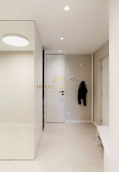 Rent Three bedroom apartment, Three bedroom apartment, Mikuláša Schnei