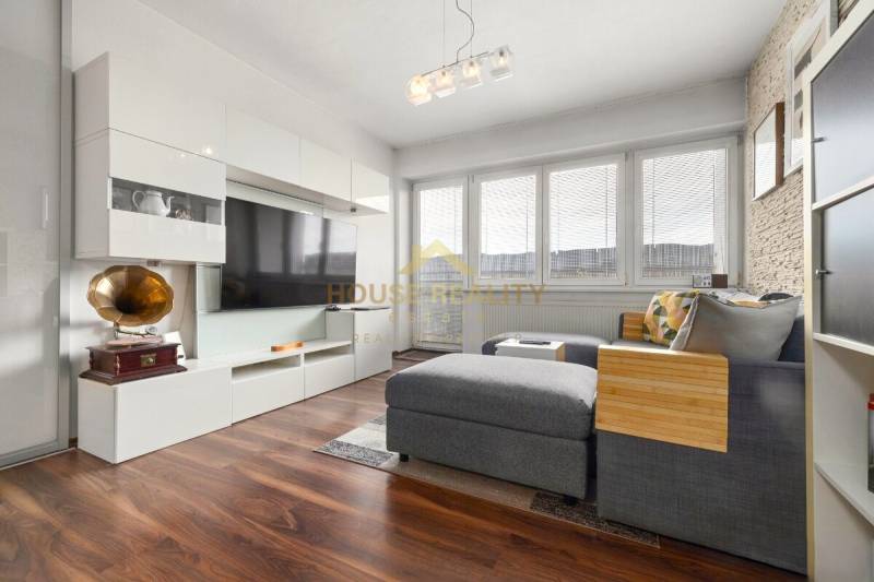 Rent One bedroom apartment, One bedroom apartment, Pri strelnici, Brat