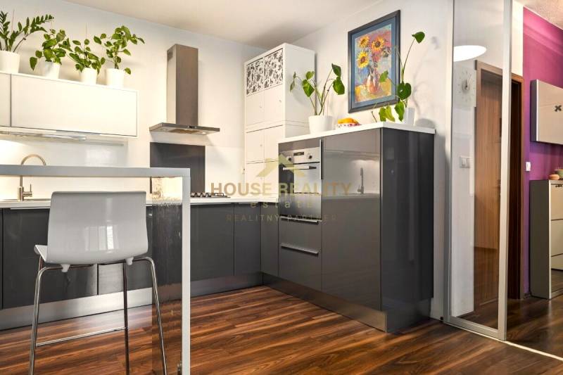 Rent One bedroom apartment, One bedroom apartment, Pri strelnici, Brat