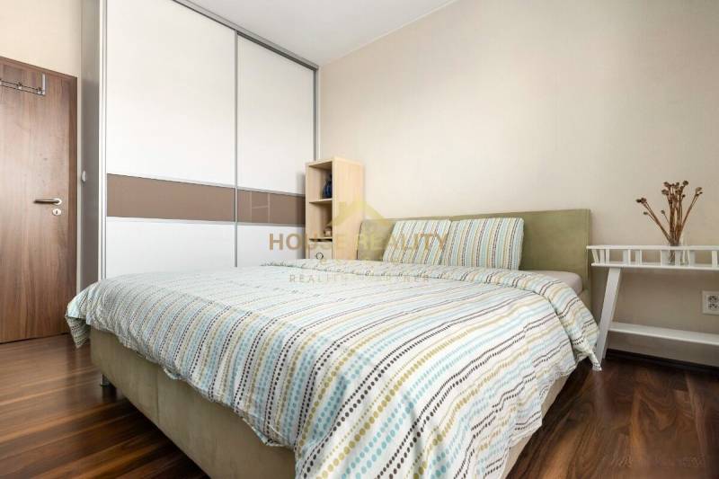 Rent One bedroom apartment, One bedroom apartment, Pri strelnici, Brat