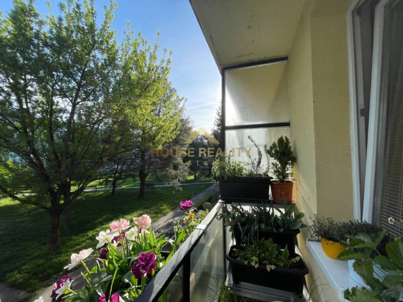 Rent Two bedroom apartment, Two bedroom apartment, Babuškova, Bratisla