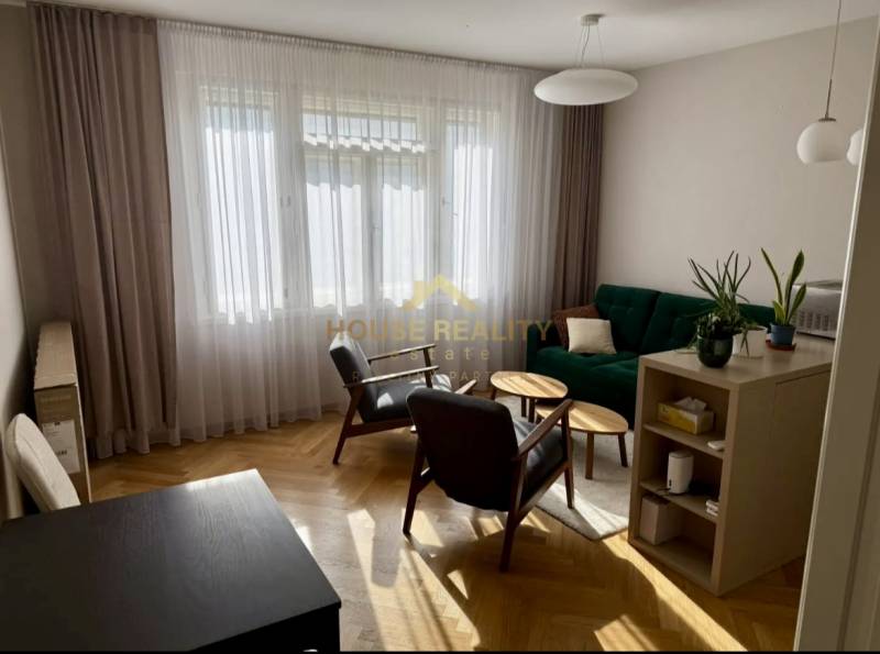 Rent Two bedroom apartment, Two bedroom apartment, Bratislava - Staré 
