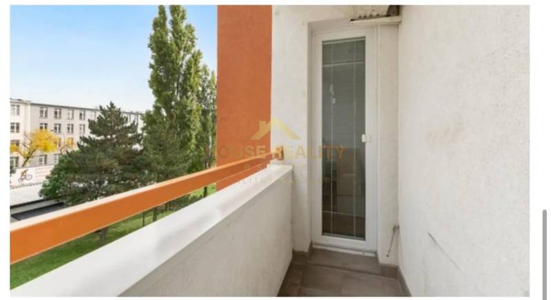 Rent Three bedroom apartment, Three bedroom apartment, Račianska, Brat