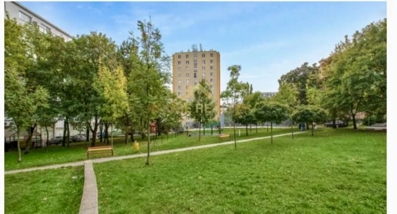 Rent Three bedroom apartment, Three bedroom apartment, Račianska, Brat