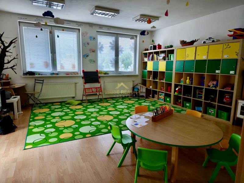 Rent Family house, Family house, Mierová, Bratislava - Ružinov, Slovak