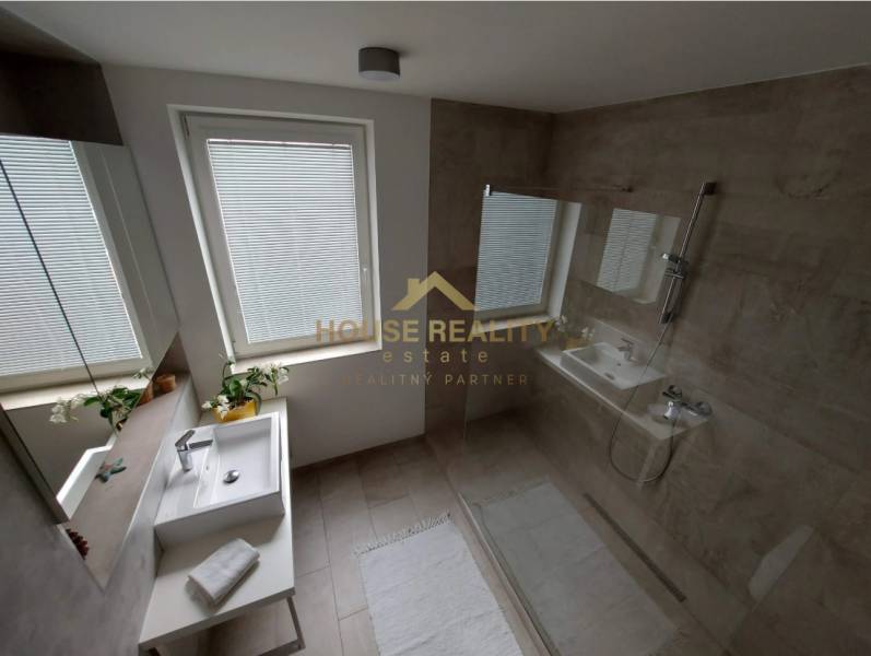 Rent One bedroom apartment, One bedroom apartment, Miletičova, Bratisl