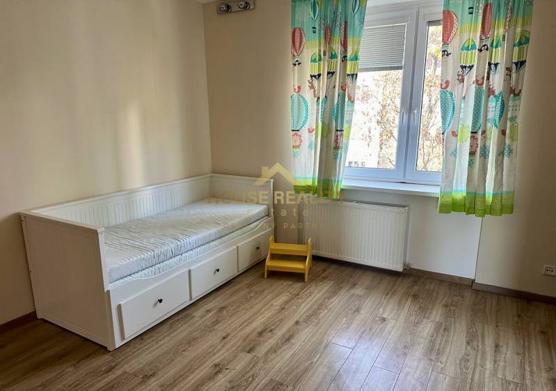Rent Two bedroom apartment, Two bedroom apartment, Trenčianska, Bratis