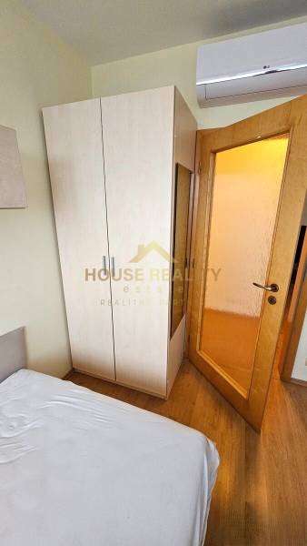 Rent Three bedroom apartment, Three bedroom apartment, Tupého, Bratisl