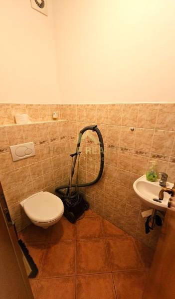 Rent Three bedroom apartment, Three bedroom apartment, Tupého, Bratisl