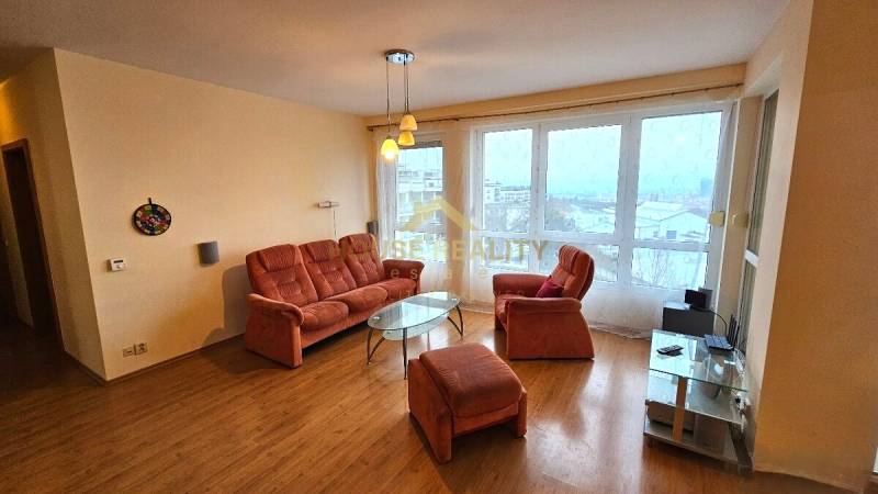 Rent Three bedroom apartment, Three bedroom apartment, Tupého, Bratisl