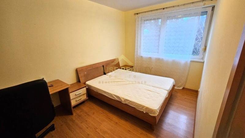 Rent Three bedroom apartment, Three bedroom apartment, Tupého, Bratisl