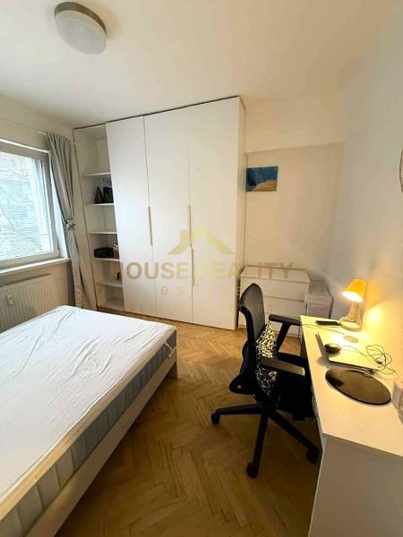 Rent Three bedroom apartment, Three bedroom apartment, Blumentálska, B