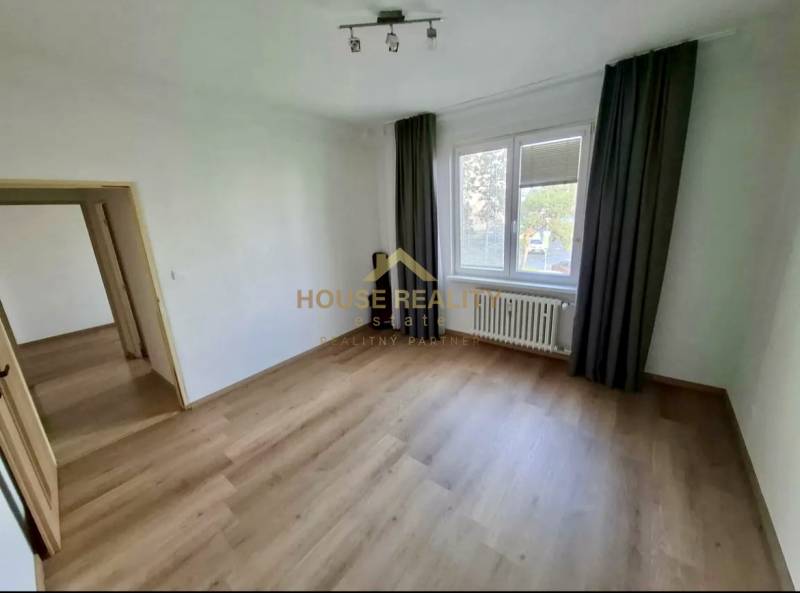 Rent Three bedroom apartment, Three bedroom apartment, Československýc