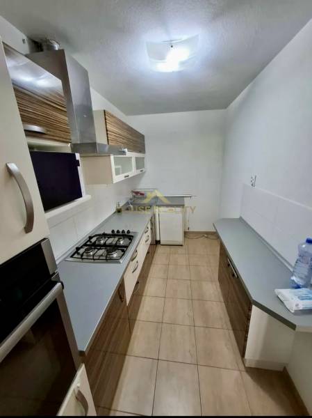Rent Three bedroom apartment, Three bedroom apartment, Československýc
