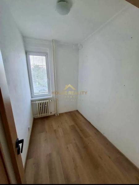 Rent Three bedroom apartment, Three bedroom apartment, Československýc