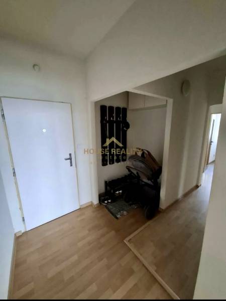Rent Three bedroom apartment, Three bedroom apartment, Československýc