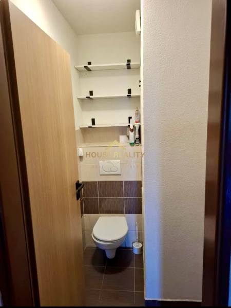 Rent Three bedroom apartment, Three bedroom apartment, Československýc