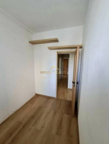 Rent Three bedroom apartment, Three bedroom apartment, Československýc