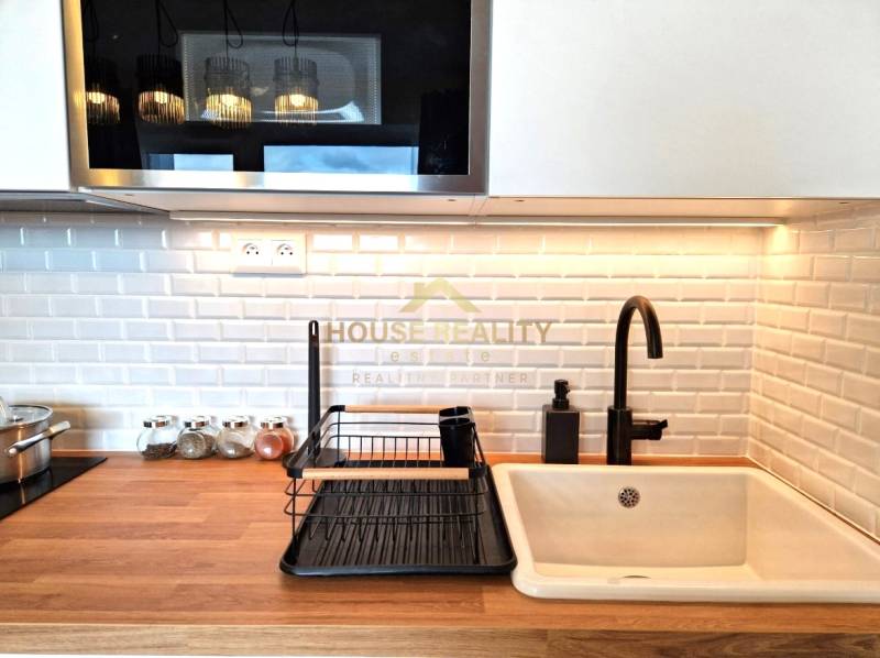 Rent Studio, Studio, Fialová, Bratislava - Petržalka, Slovakia