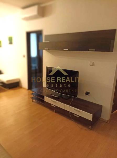 Rent Two bedroom apartment, Two bedroom apartment, Hálova, Bratislava 