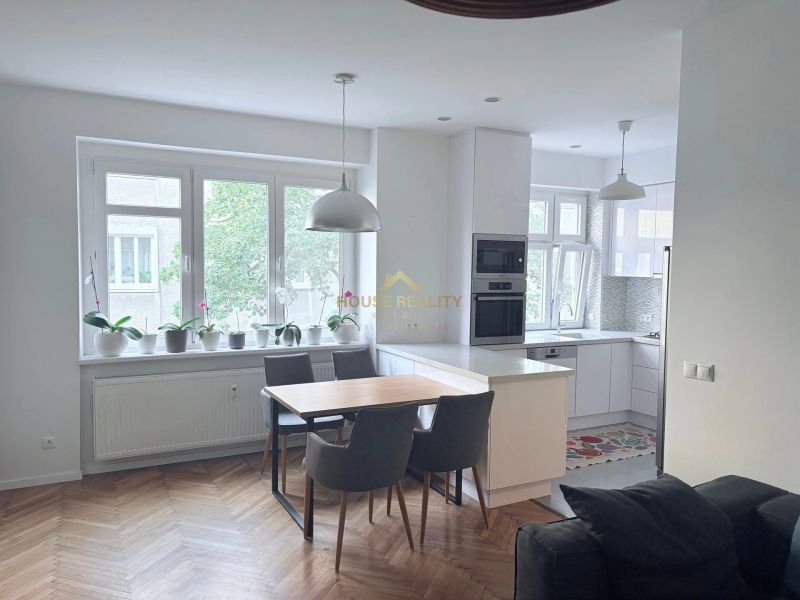Rent Two bedroom apartment, Two bedroom apartment, Belopotockého, Brat