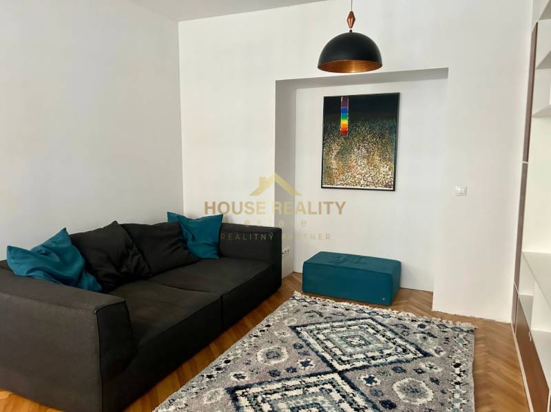 Rent Two bedroom apartment, Two bedroom apartment, Belopotockého, Brat