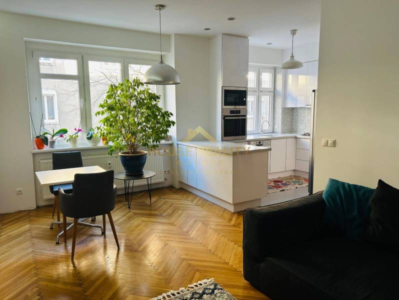 Rent Two bedroom apartment, Two bedroom apartment, Belopotockého, Brat