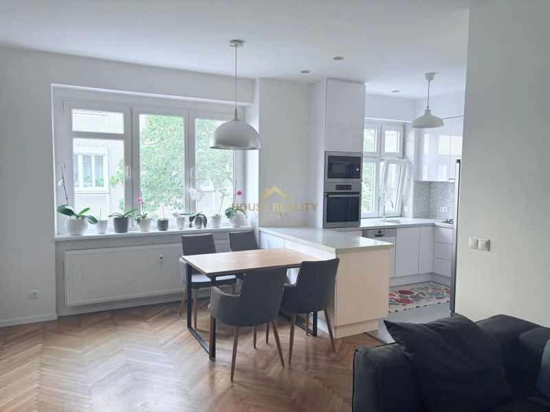 Rent Two bedroom apartment, Two bedroom apartment, Belopotockého, Brat