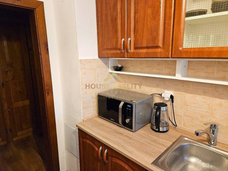 Rent Two bedroom apartment, Two bedroom apartment, Haburská, Bratislav