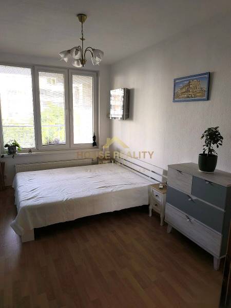 Rent One bedroom apartment, One bedroom apartment, Jégeho, Bratislava 