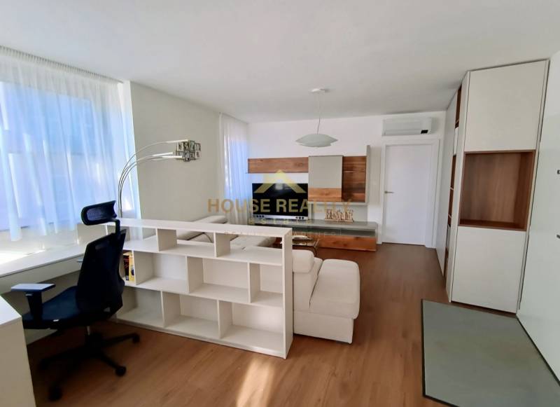 Rent One bedroom apartment, One bedroom apartment, Námestie Martina Be