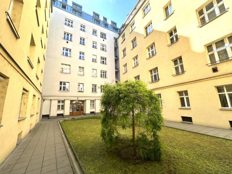 Sale Single studio, Single studio, Dostojevského rad, Bratislava - Sta