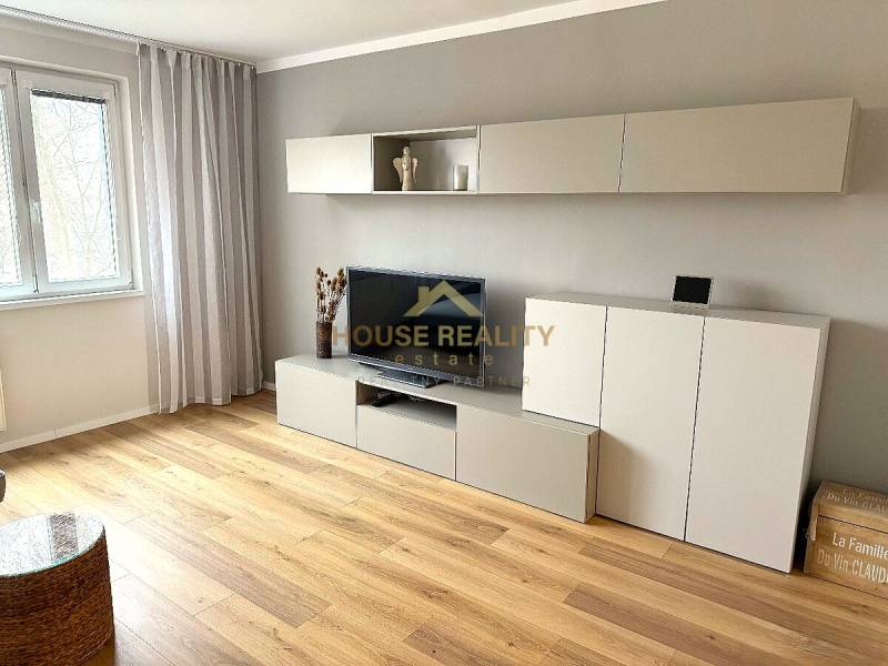 Rent Two bedroom apartment, Two bedroom apartment, Švabinského, Bratis