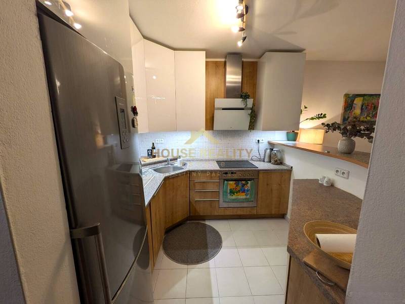 Rent Two bedroom apartment, Two bedroom apartment, Mierová, Bratislava