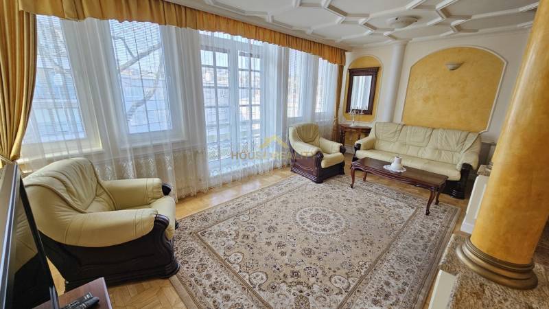 Rent Three bedroom apartment, Three bedroom apartment, Zámocká, Bratis