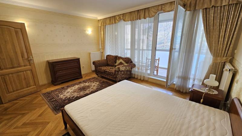 Rent Three bedroom apartment, Three bedroom apartment, Zámocká, Bratis