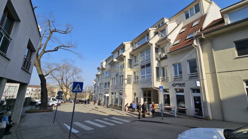 Rent Three bedroom apartment, Three bedroom apartment, Zámocká, Bratis