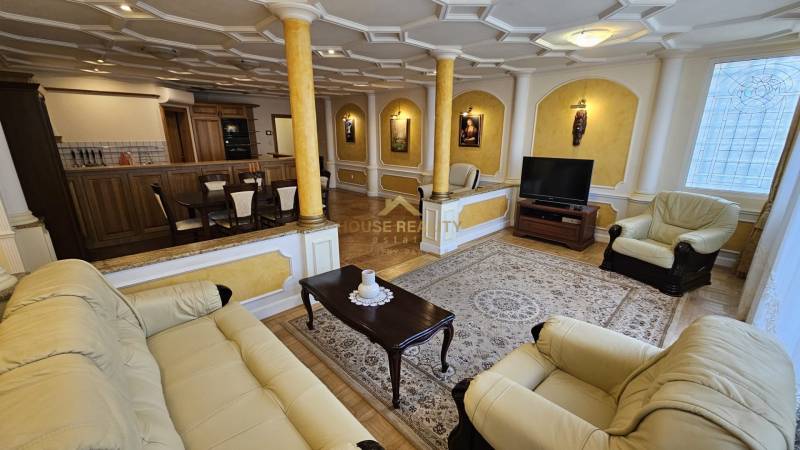 Rent Three bedroom apartment, Three bedroom apartment, Zámocká, Bratis