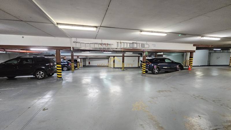 Rent Three bedroom apartment, Three bedroom apartment, Zámocká, Bratis