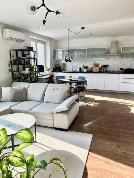 Rent One bedroom apartment, One bedroom apartment, Trenčianska, Bratis