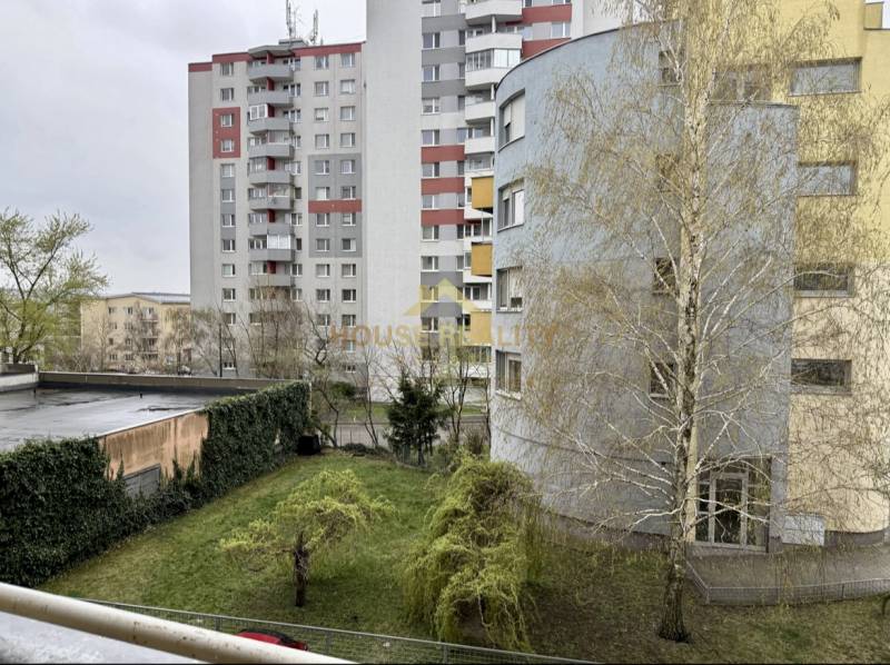 Rent Studio, Studio, Kresánkova, Bratislava - Karlova Ves, Slovakia