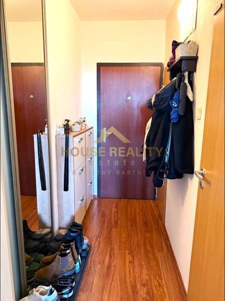 Rent Two bedroom apartment, Two bedroom apartment, Púpavová, Bratislav